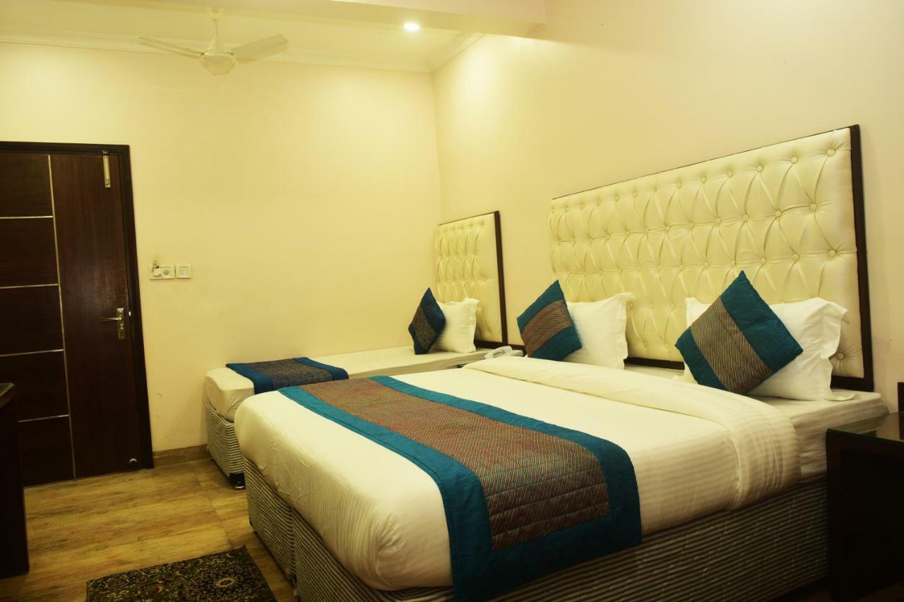 Hotel Kabeer New Delhi @ New Delhi Railway Station Eksteriør bilde