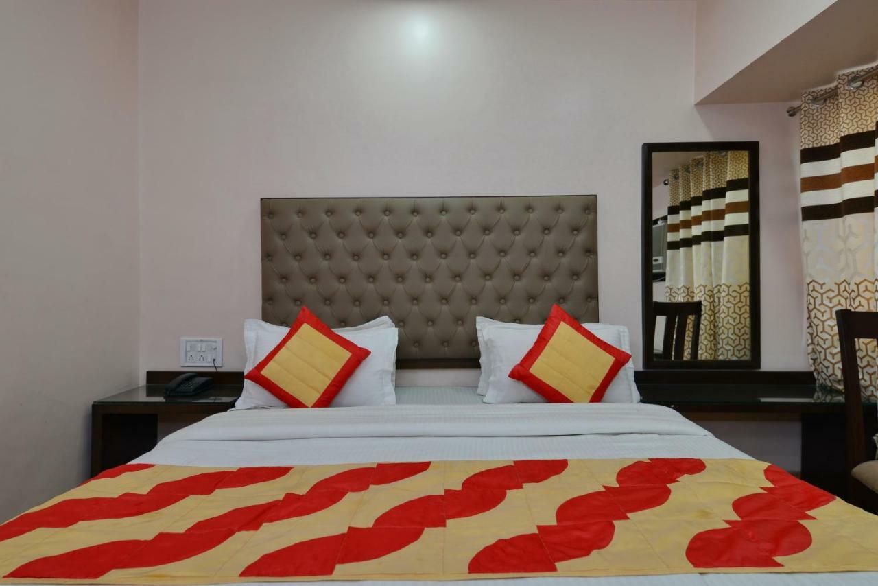 Hotel Kabeer New Delhi @ New Delhi Railway Station Eksteriør bilde