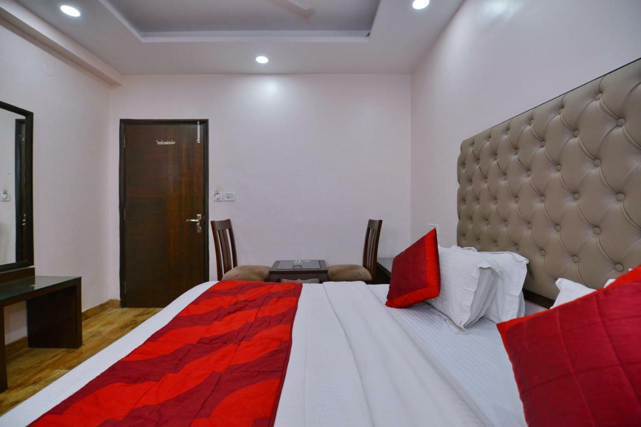 Hotel Kabeer New Delhi @ New Delhi Railway Station Eksteriør bilde