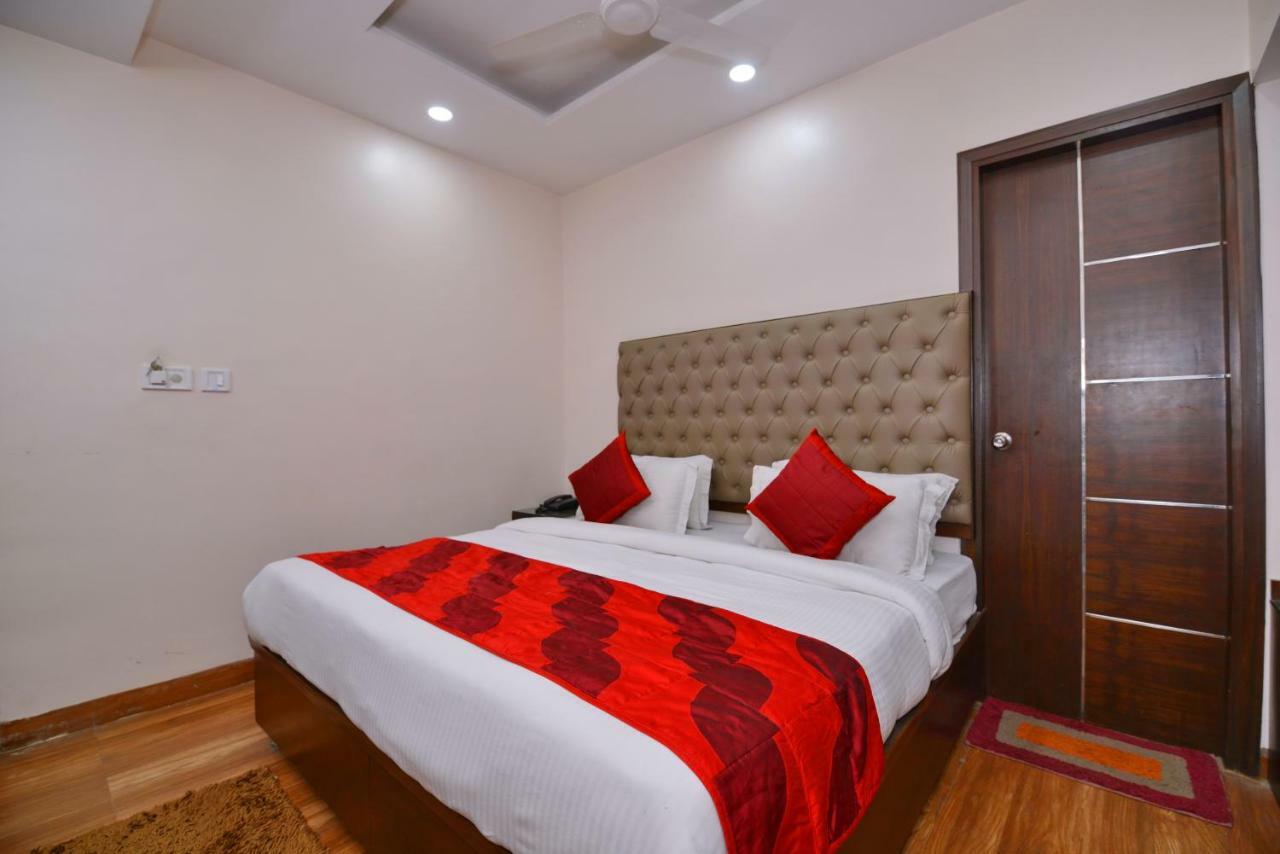 Hotel Kabeer New Delhi @ New Delhi Railway Station Eksteriør bilde