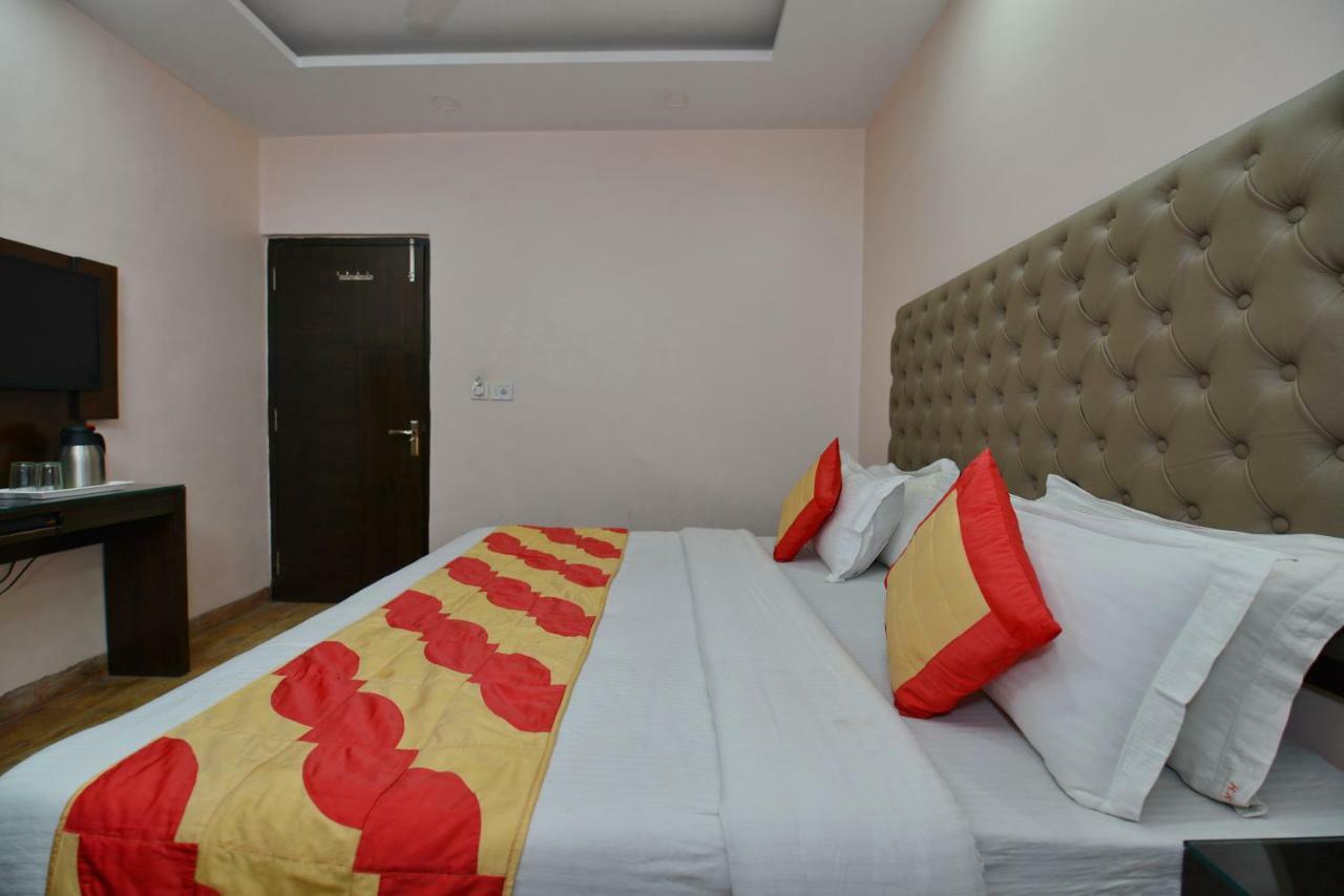 Hotel Kabeer New Delhi @ New Delhi Railway Station Eksteriør bilde